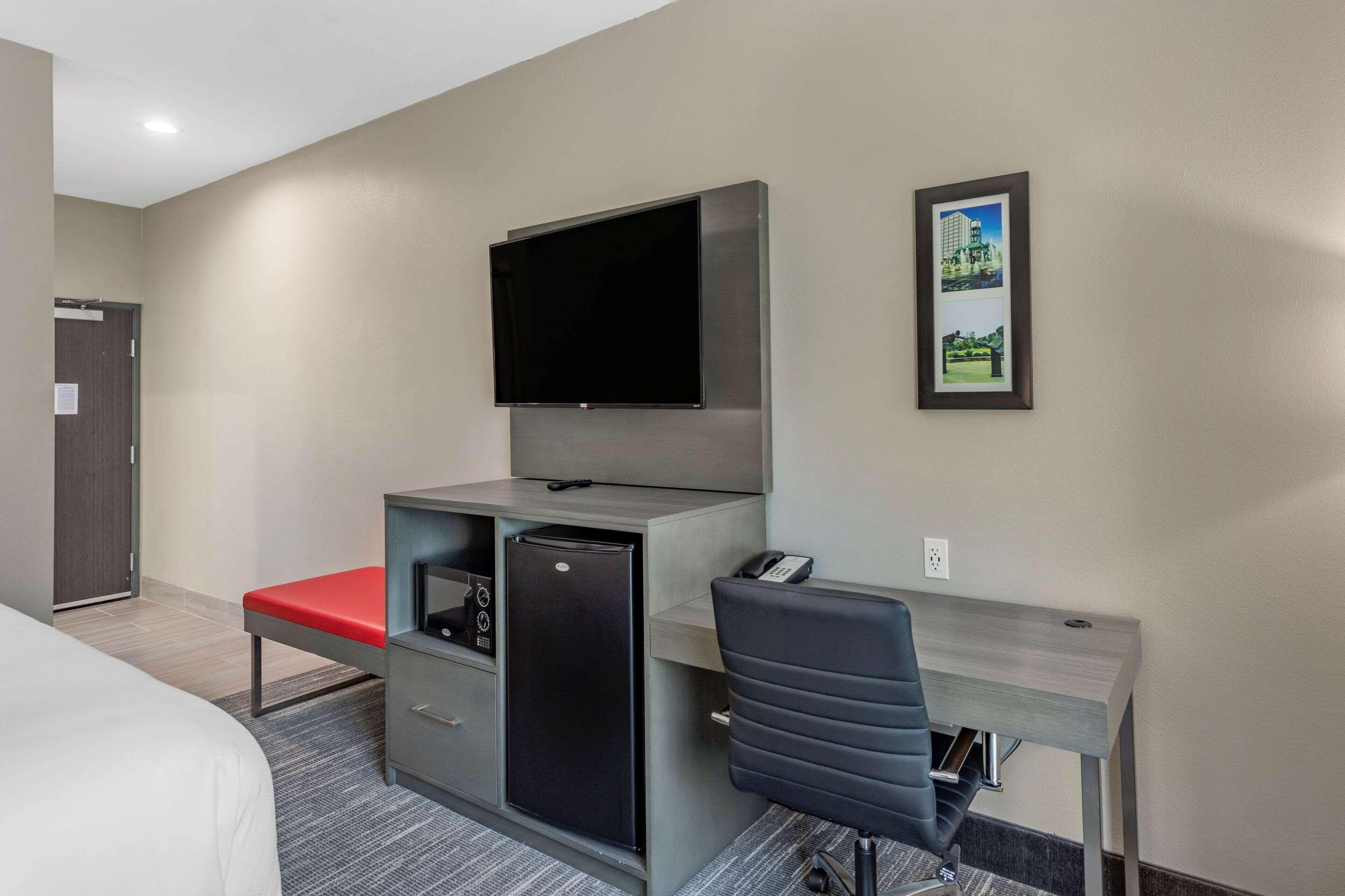 Comfort Inn & Suites Olive Branch Bagian luar foto