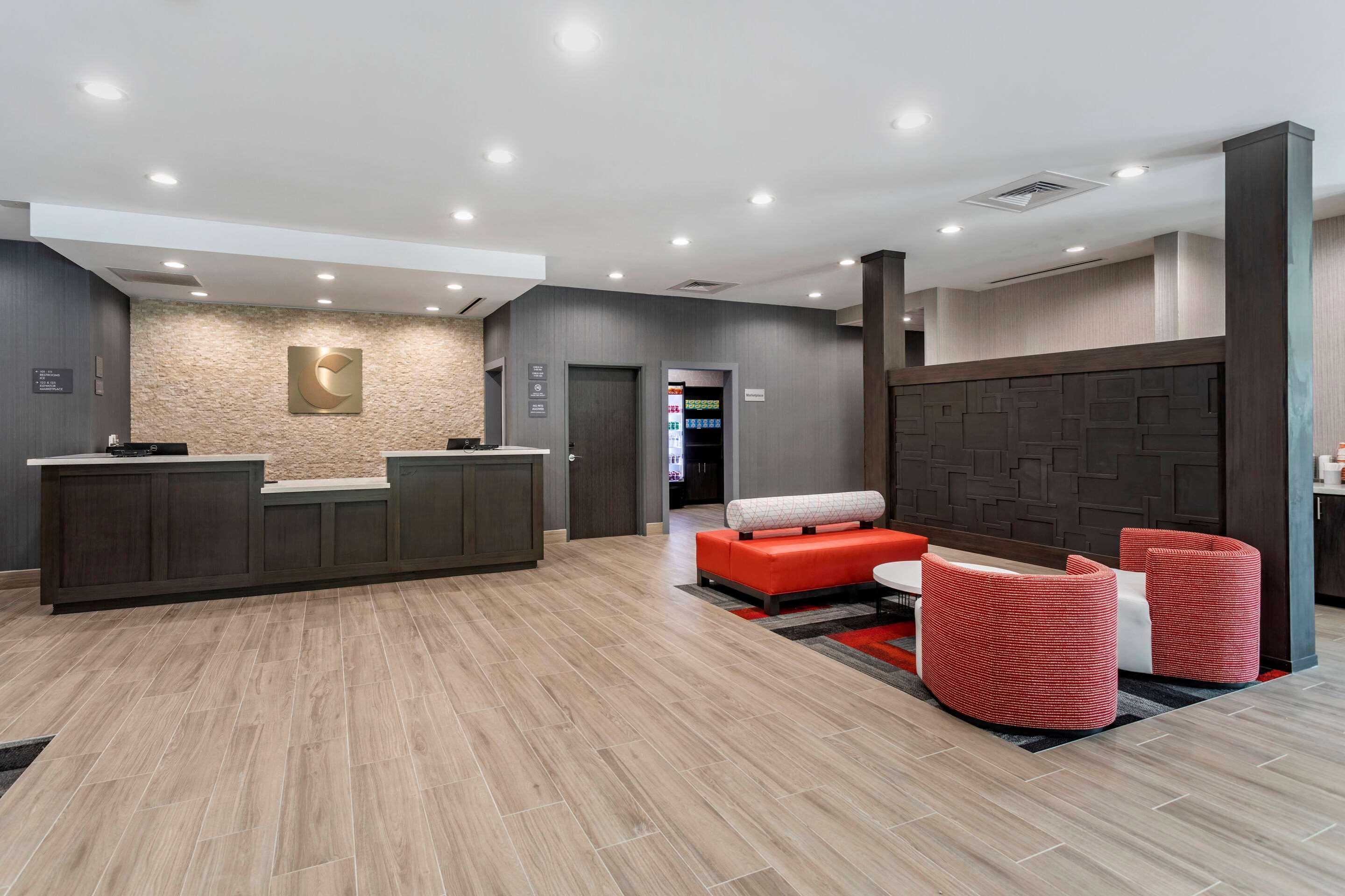 Comfort Inn & Suites Olive Branch Bagian luar foto