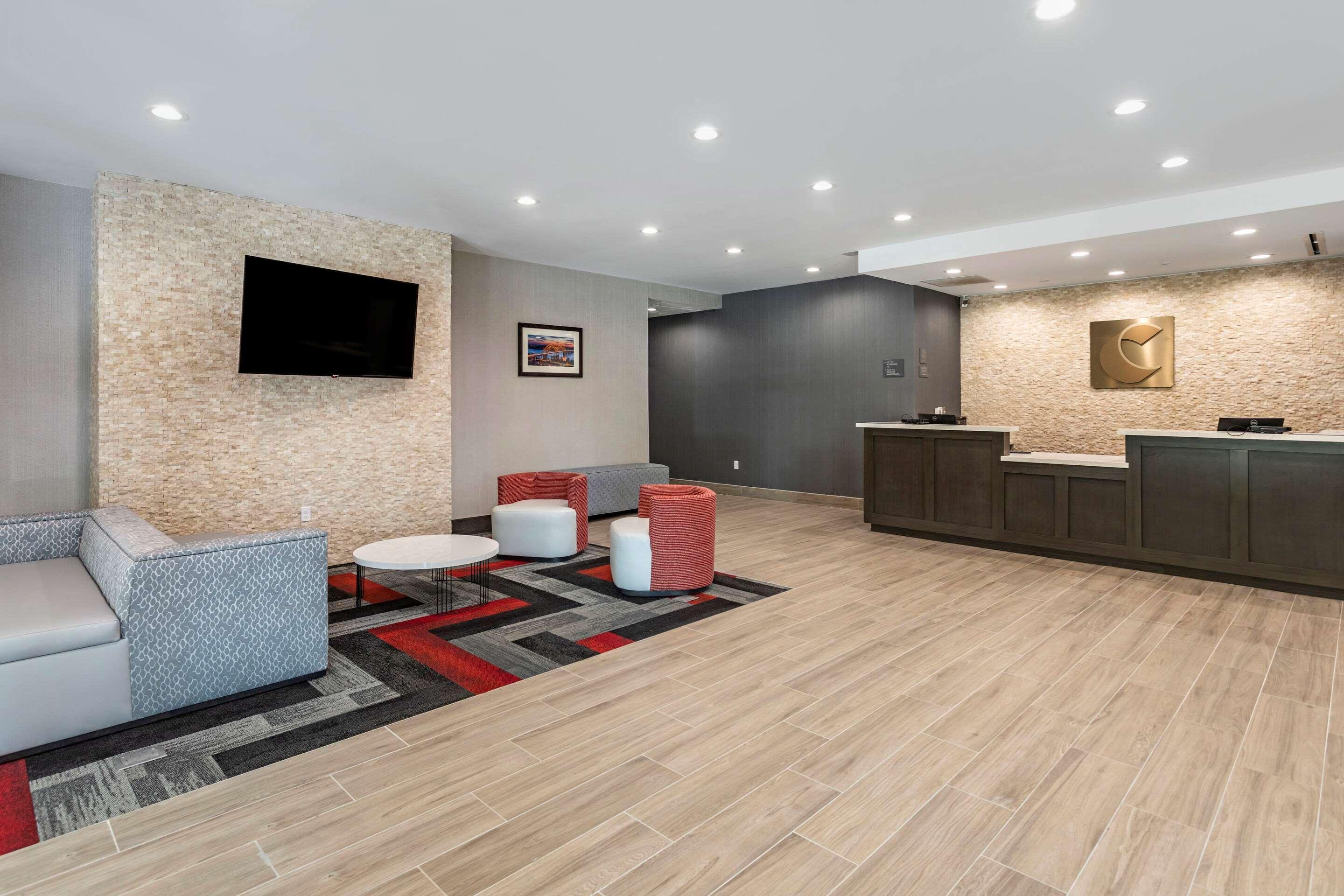 Comfort Inn & Suites Olive Branch Bagian luar foto