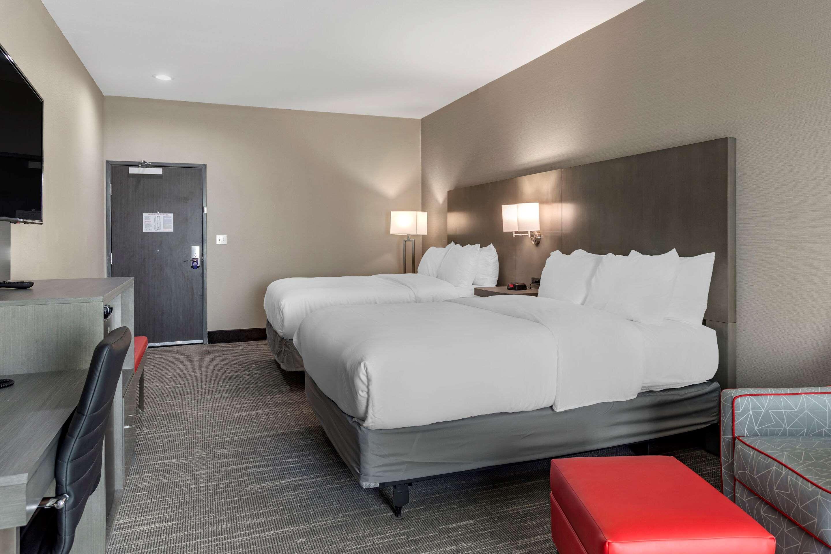 Comfort Inn & Suites Olive Branch Bagian luar foto