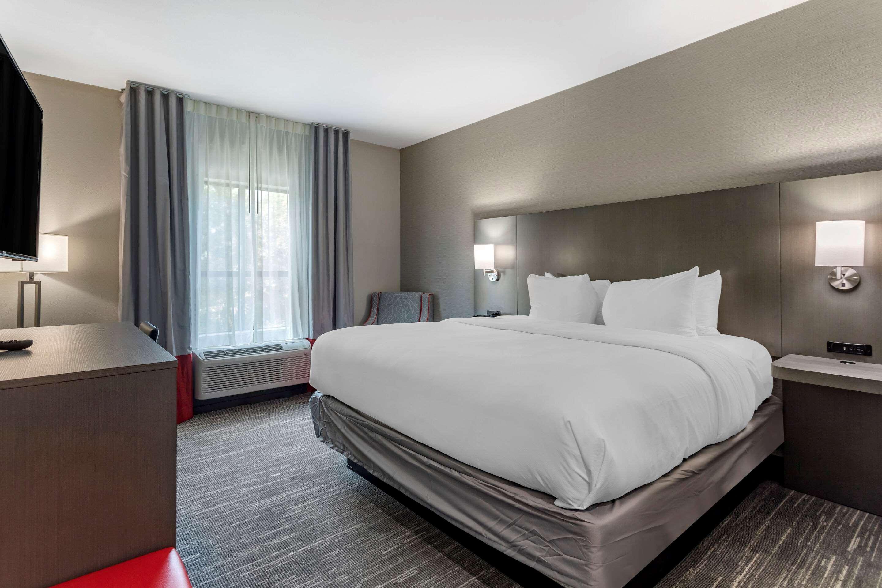 Comfort Inn & Suites Olive Branch Bagian luar foto