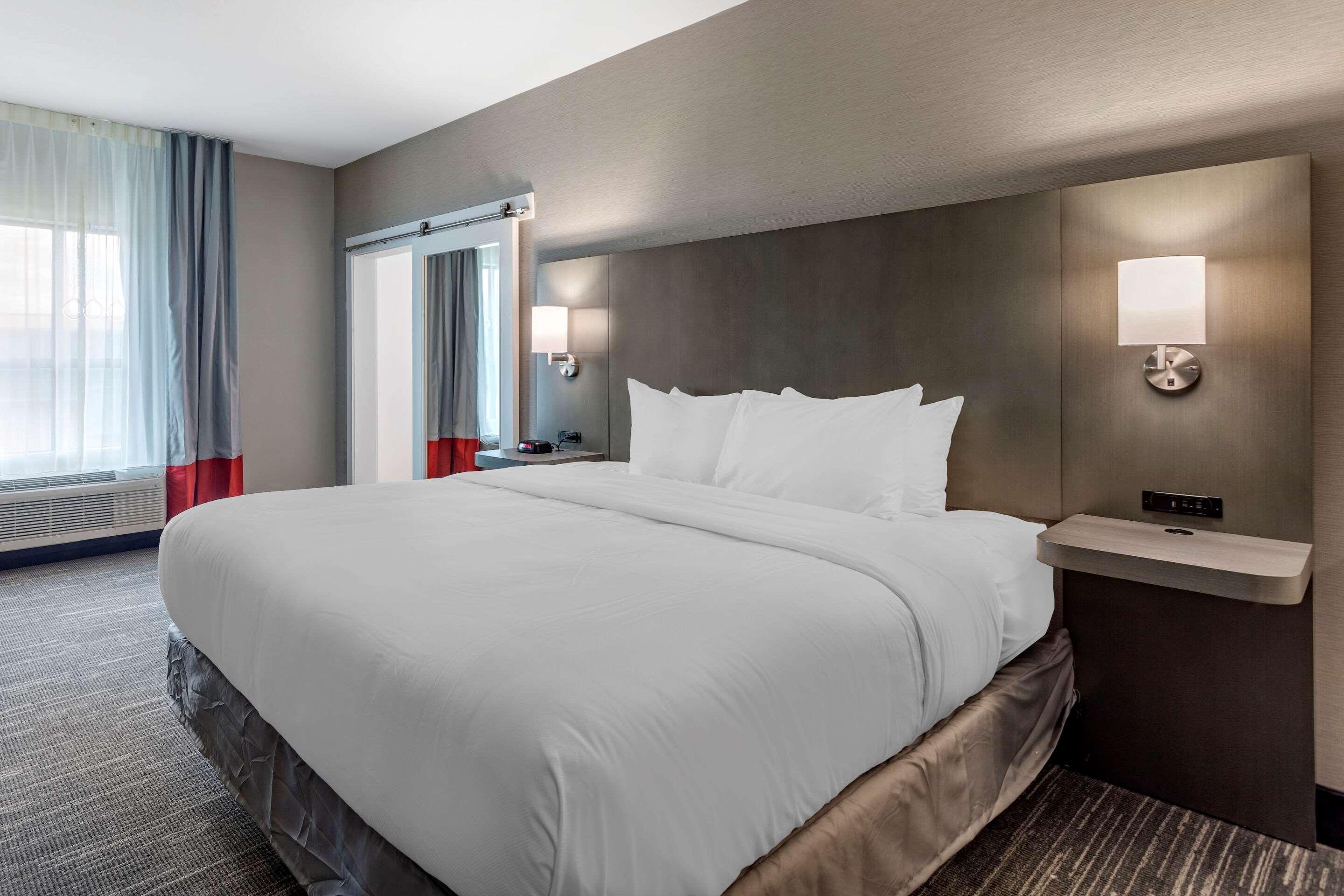 Comfort Inn & Suites Olive Branch Bagian luar foto