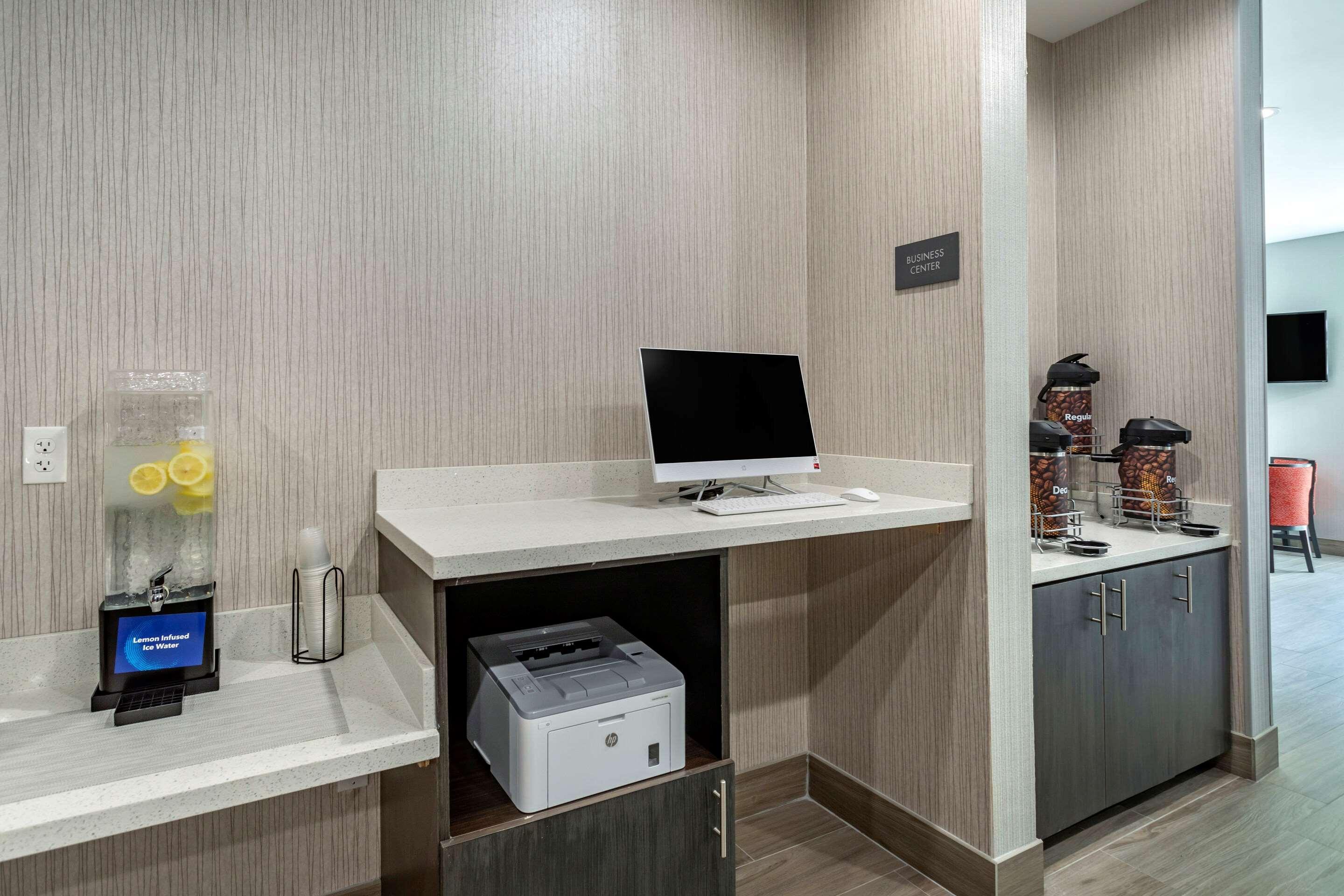 Comfort Inn & Suites Olive Branch Bagian luar foto